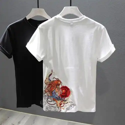 新款短袖t恤男刺绣图案中国风青年圆领体恤鲤鱼重工绣花半袖t