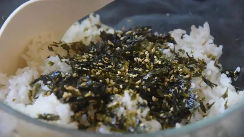海苔拌饭