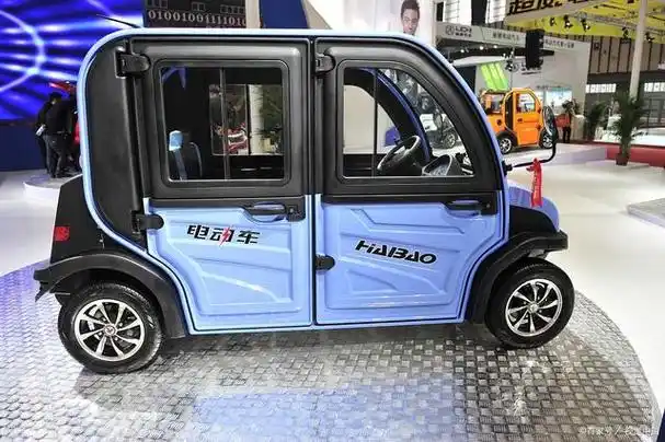 无论是小巧玲珑的二轮电动车还是新能源汽车,都备受消费者追捧.