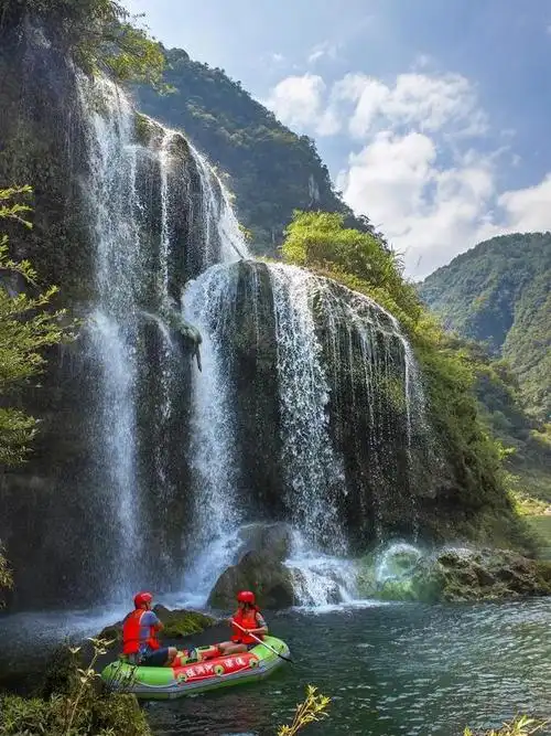 湘西丨盛夏酷暑,来猛洞河解锁夏日清凉!