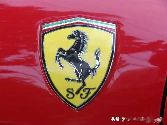 什么牌子的车的车标是马的形状?