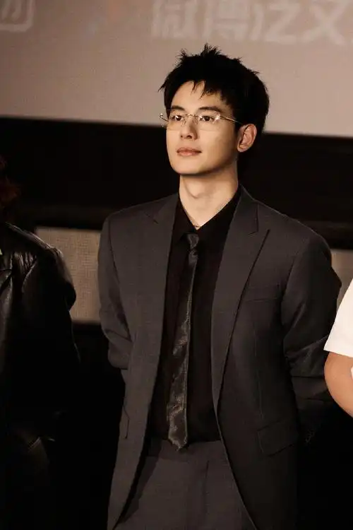 胡先煦飞驰人生##网剧飞驰人生