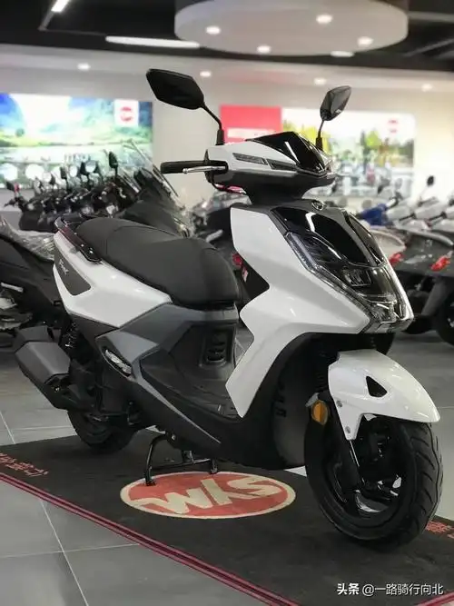 21款三阳火凤凰fnx150升级水冷四气门功率提升到105千瓦扭力提升到135