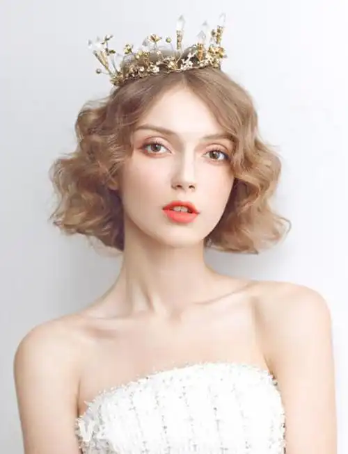 2020好看甜美的短发新娘造型图片欣赏