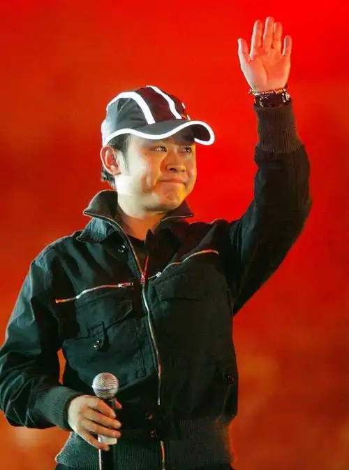 刀郎,用一首歌诠释寓意,嬉笑怒骂,字字珠玑,刀刀诛心!