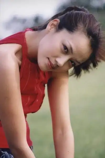 超级名模,实力美女影视演员梁馨_网易订阅