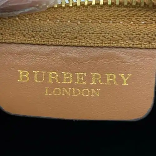 巴宝莉burberry战马包真假鉴定