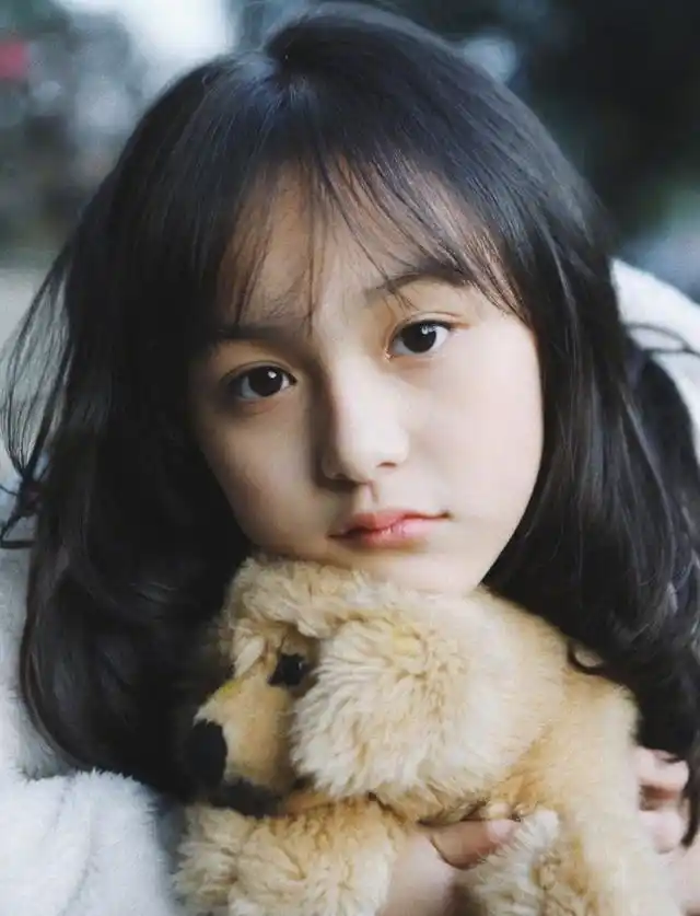 小芈月长大了,今11岁了,穿芭比粉鞋腿超长|刘楚恬|芭比|少女_新浪新闻