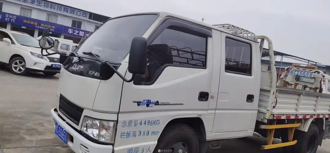 江铃顺达国四双排座平板货车