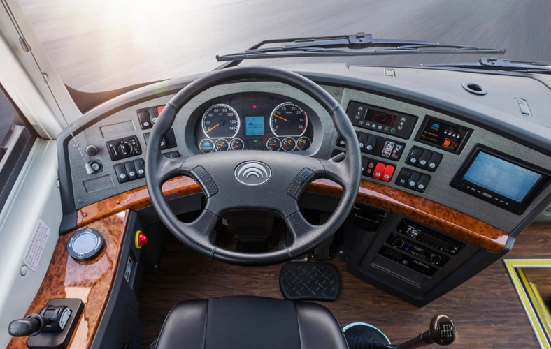 宇通客车53座内饰1