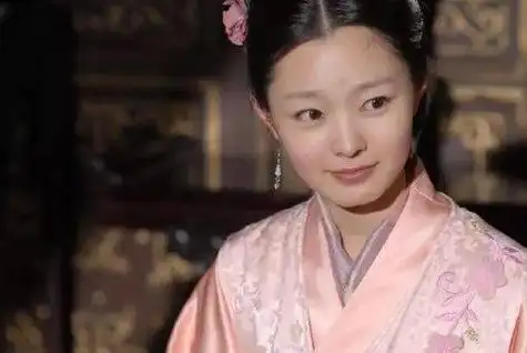 宋轶并没有什么变化宋轶在《新红楼梦》里扮演的是香菱一开始知道宋轶