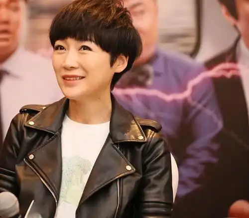 电影 > 情圣电影主题曲好听到爆  只是偶尔 会跑去hatyai     常远