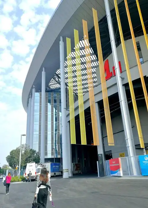 国家(上海)会展中心主场馆