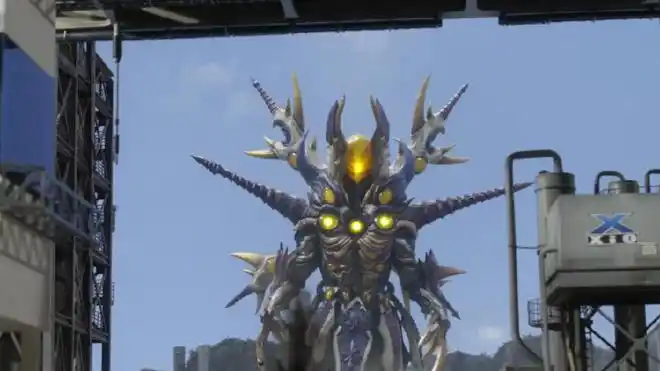 艾克斯奥特曼最强的4只怪兽有一只吸收了所有怪兽人偶