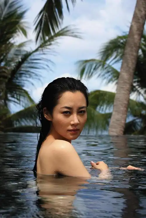 000025 12元必须站住!