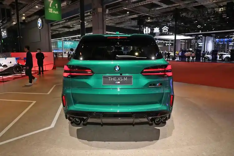 2023款宝马x5 m雷霆版上市,4.4t 8at,售价144.89万元