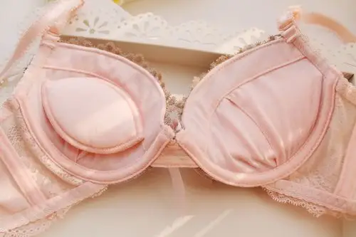 蕾丝聚拢内衣套装
