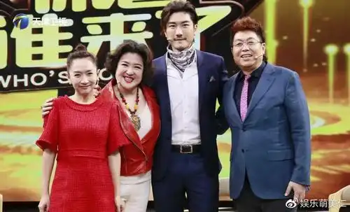 万山红:无论做演员还是教师都乐在其中