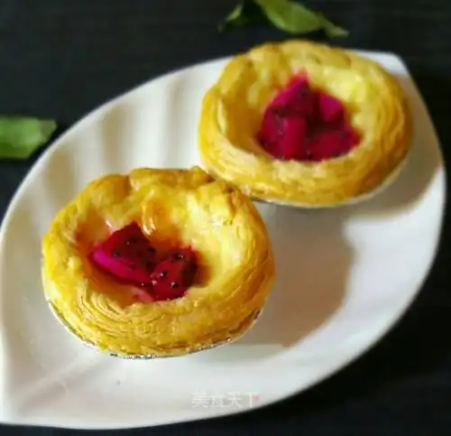 早餐#蛋挞,红心火龙果,苹果