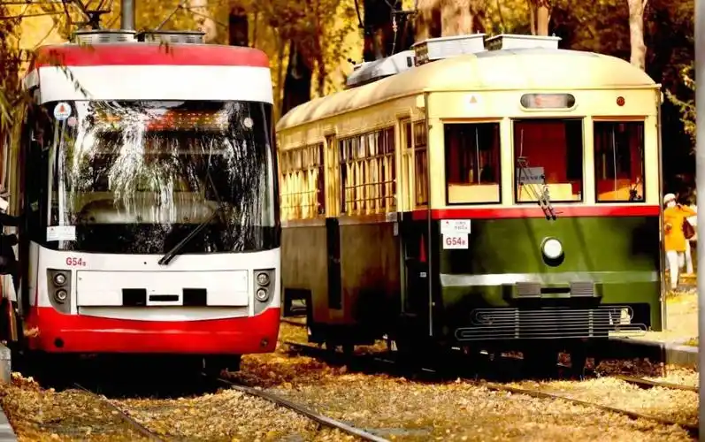 入镜人世间的长春54路有轨电车高颜值路段成今秋新网红