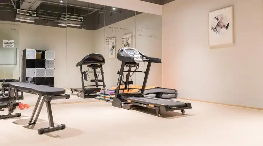 小型家庭健身房装修效果图