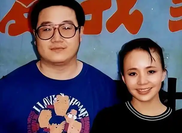 回顾美女王博谷嫁小7岁巴图成为宋丹丹儿媳风光背后是辛酸