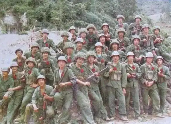 这视频是原一军一师在老山1.15作战中真实影视#八十年代最可 - 抖音