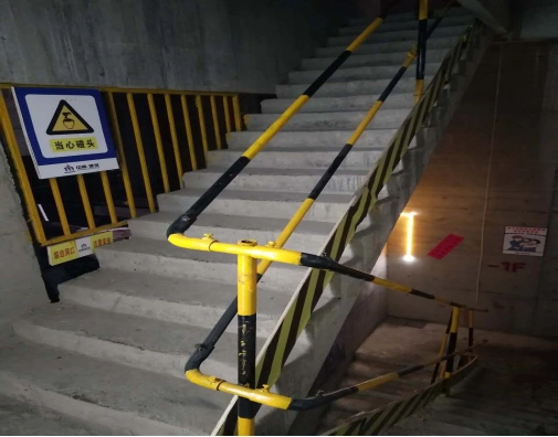 楼梯通道安全防护