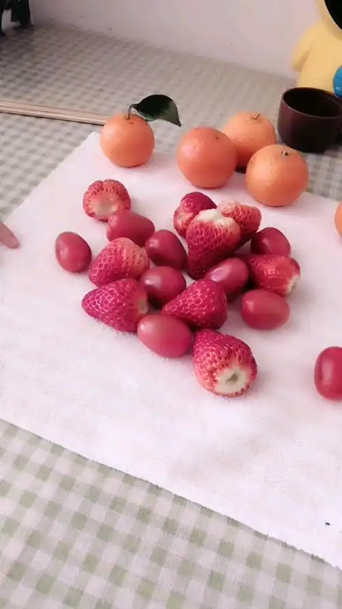 冰糖草莓桔子小狮子