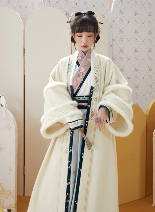 十三余小豆蔻儿晴江雪直领对襟长衫shf151851