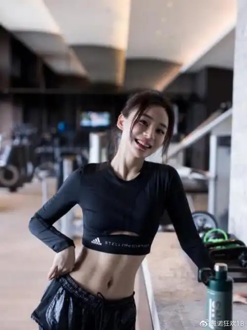 为什么别人一胖毁所有,郑爽胖了却看上去更美了?原因可能是这个