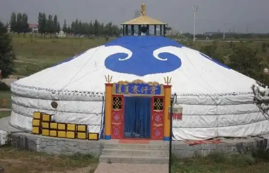 再加上它看上去包得紧紧的,很多人都以为蒙古包的通风性很差,但其实