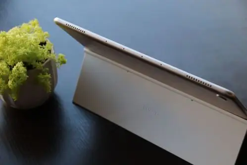 智能声控使沟通零距离 华为平板m5青春版 "小艺"懂你所想