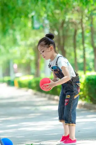 jacky-lo的儿童摄影作品《散步公园》