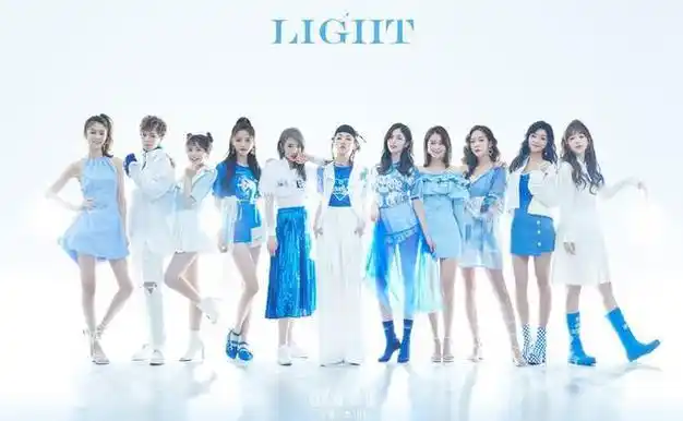 不过,最终她们还是重新聚在一起,组成了完整的11人火箭少女101团体!