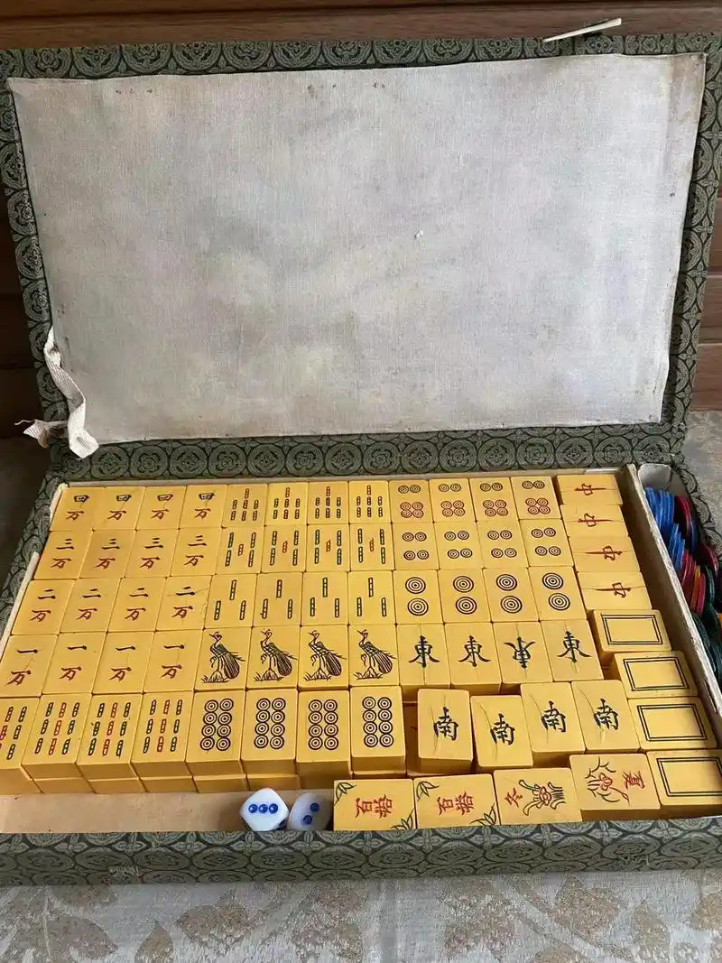 民国老麻将一副144张,实物拍摄有部份小瑕疵,不影响使用,喜 - 抖音