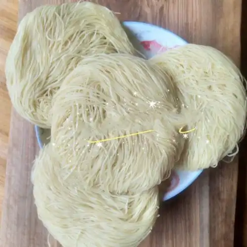 海南特色早餐夜宵海南伊面汤过油面