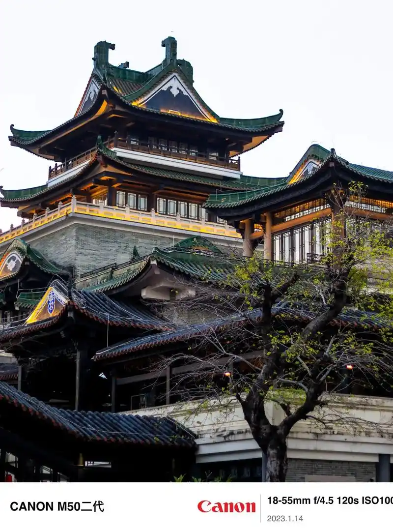 古城飘散淡淡烟火,黄昏落下层层余晖.#摄影  #古建筑之美  - 抖音