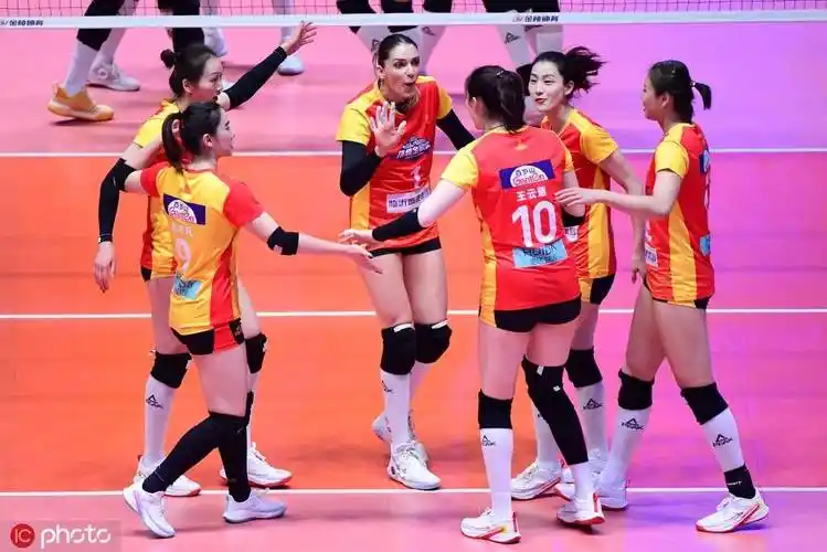 排超全明星赛-李盈莹mvp天津独揽3奖 男女排人气王正式出炉_外援_王径