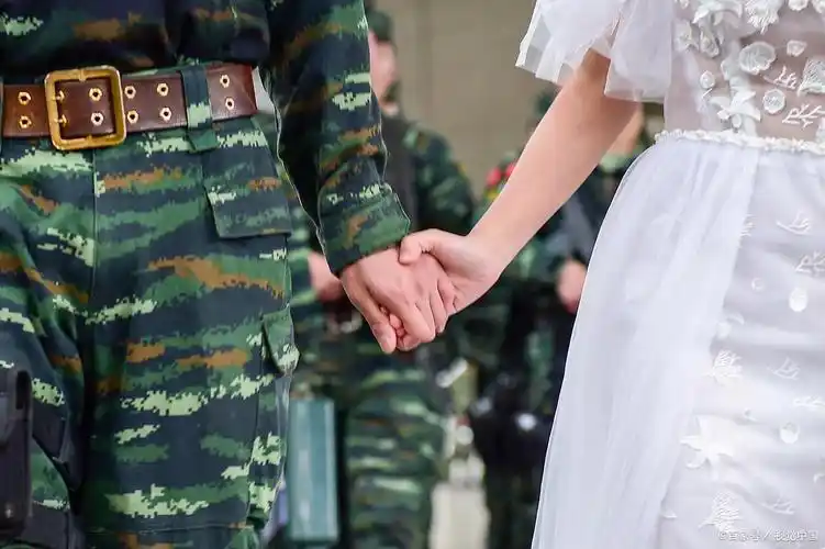 军恋异地恋名字(异地恋军恋很难吗)2