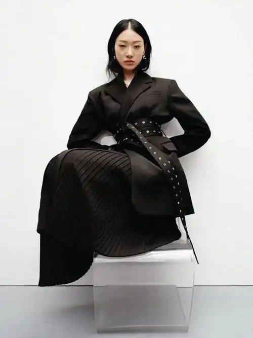 blackpink情有独钟的设计师品牌被hm翻牌了