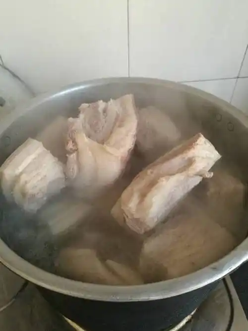 麦友私房菜炸扣肉炸鹅颈