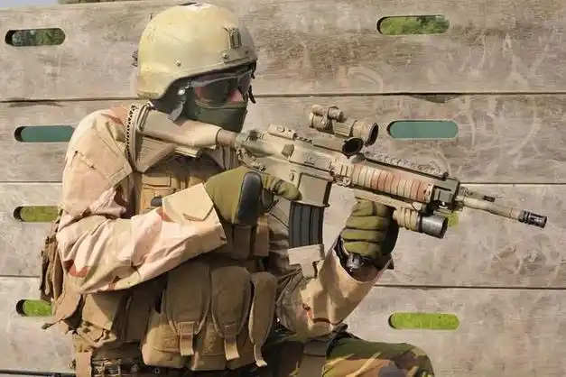 游戏里最受欢迎的步枪m416和现实的传奇故事