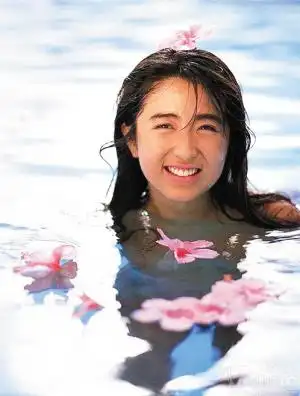 北京时间24日下午两点左右,日本人气女演员,前av女优饭岛爱被经纪公司