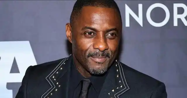 著名英国演员伊德里斯·艾尔巴解释了自己为何不再自称"黑人演员",并