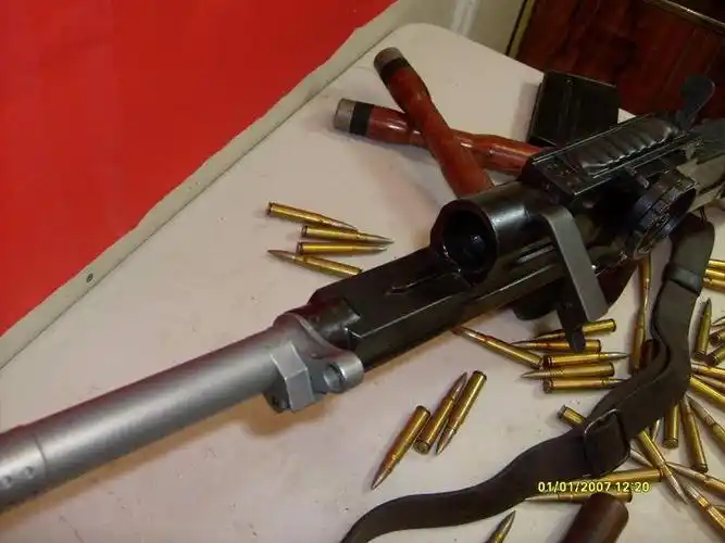 百战荣光-----捷克式轻机枪