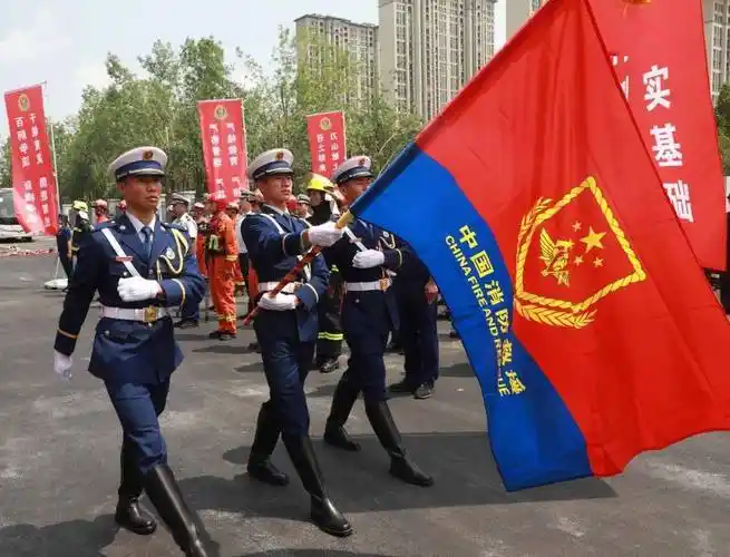 航空港消防隆重举办梅河路消防救援站揭牌投勤仪式_建设_队伍_全区