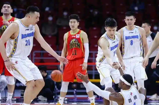 不唯结果论!北京男篮一轮游却不该被恶意攻击 求索之路任重道远__凤凰