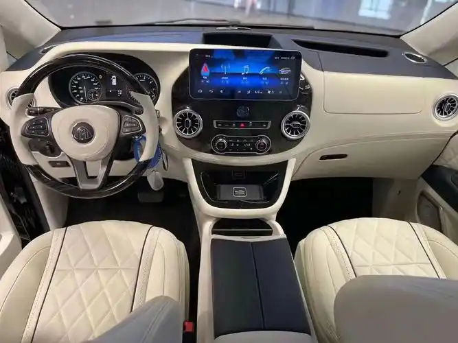 2021款奔驰威霆报价豪华商务可定制改装