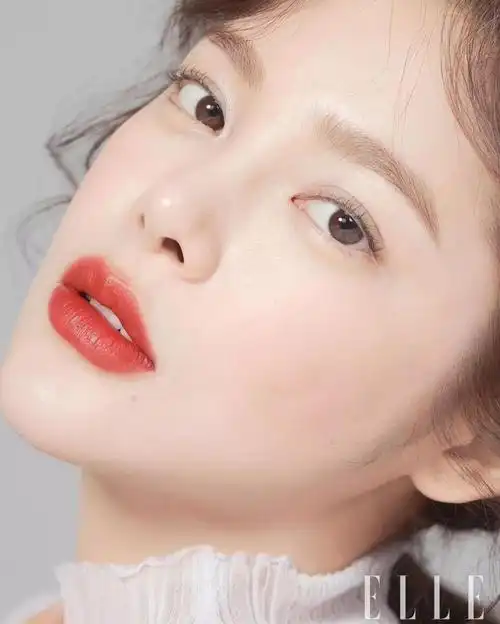 爆款预定2020年最火眉形一定是ta